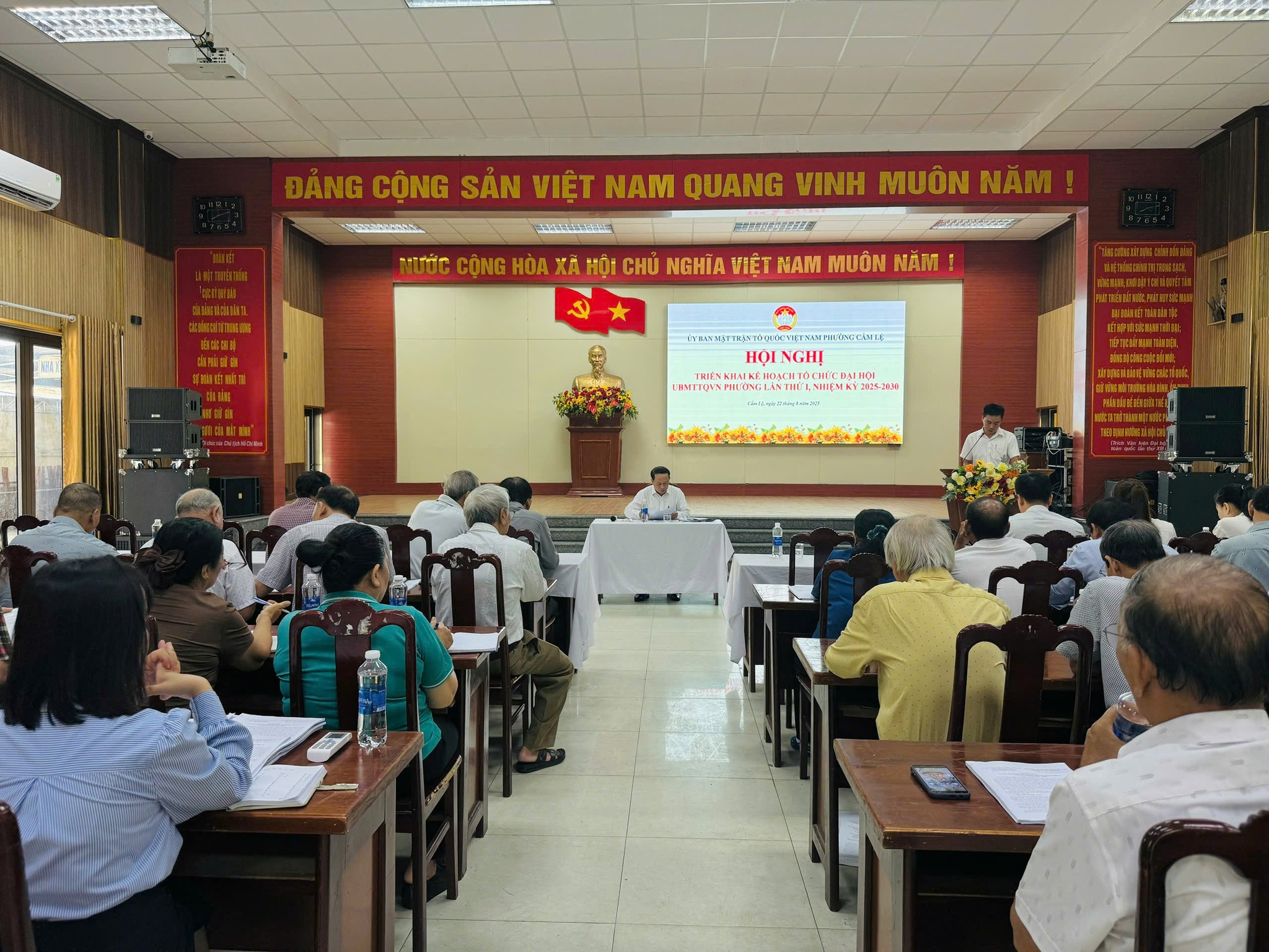 Cẩm Lệ: Triển khai kế hoạch Đại hội Mặt trận Tổ quốc Việt Nam phường và phát động ủng hộ 65 năm nghĩa tình Việt Nam – Cuba