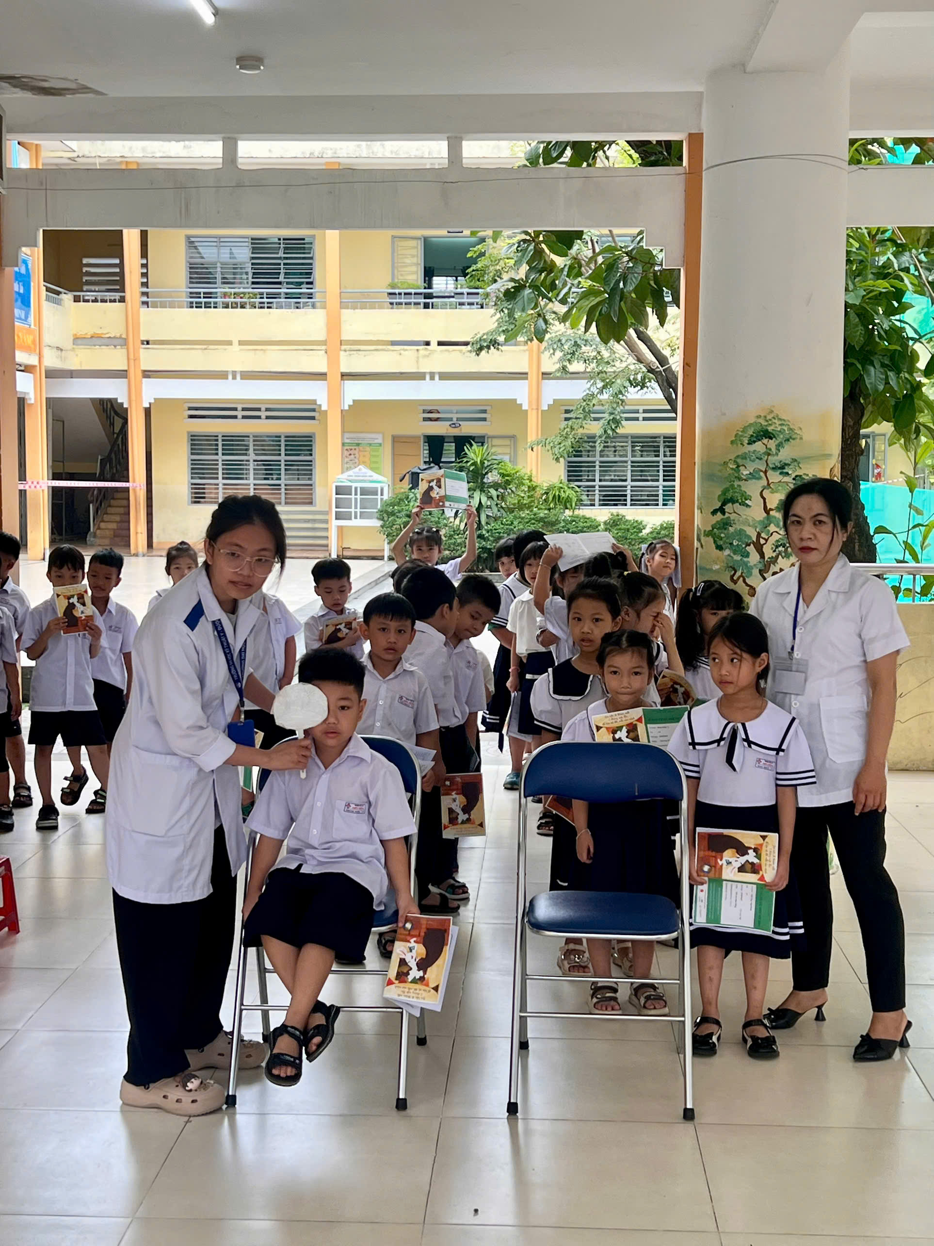 CẨM LỆ: Tổ chức khám sức khoẻ đầu năm học 2025 - 2026 cho học sinh khối Mầm non, Tiểu học, Trung học cơ sở.