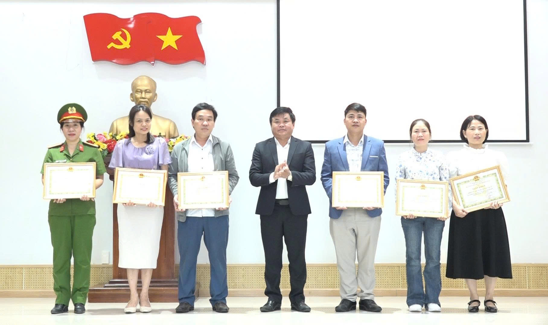 Cẩm Lệ: Nâng cao nhận thức trong cộng đồng về công tác an toàn thực phẩm